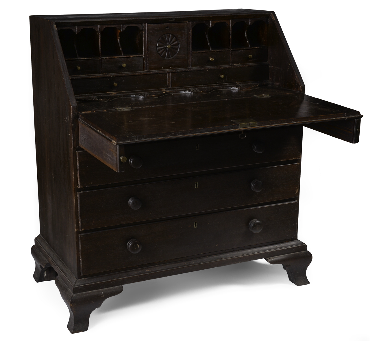 A very fine country Chippendale desk