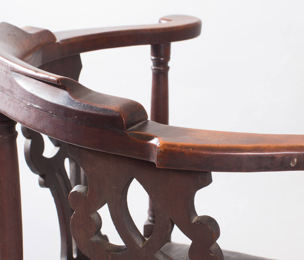 A very fine Chippendale corner chair