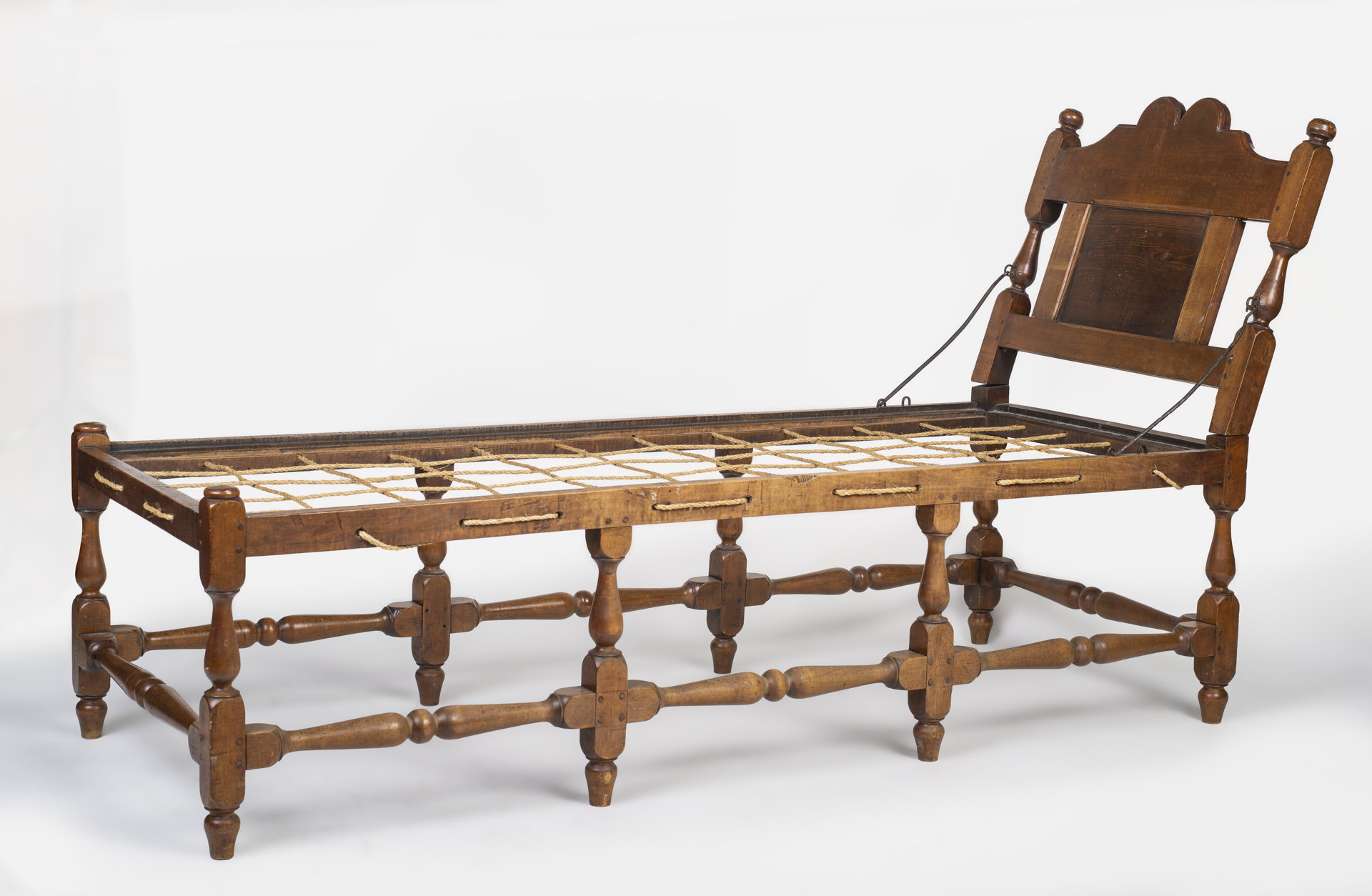 William and Mary Daybed