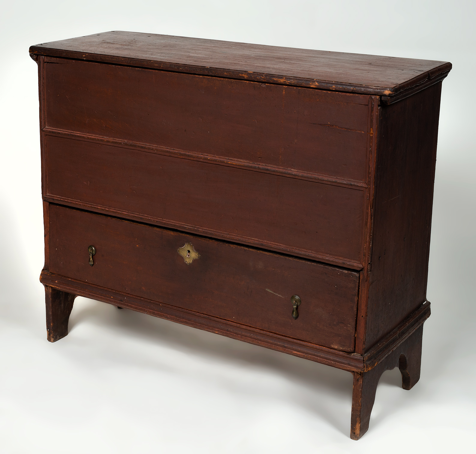 A classic country William and Mary one drawer blanket chest